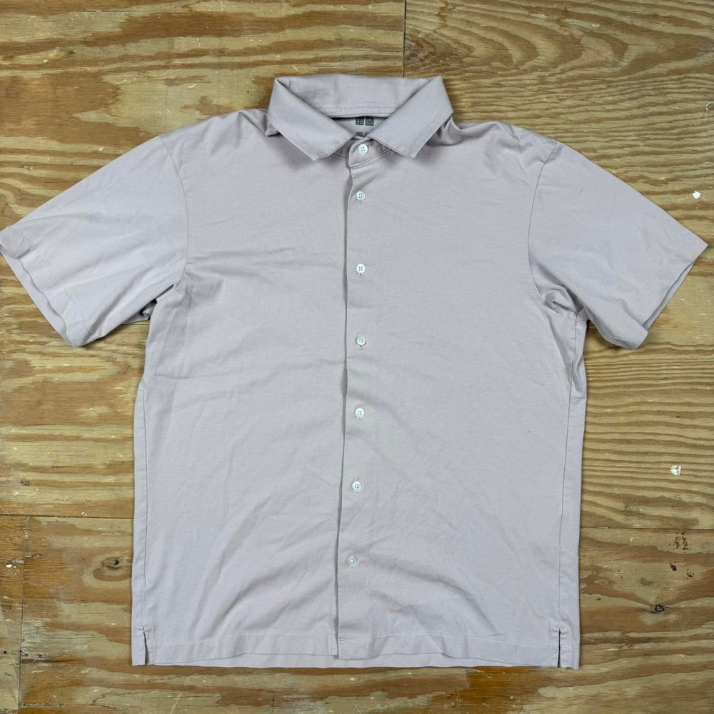 pale pink purple uniqlo short sleeve cooling button up shirt